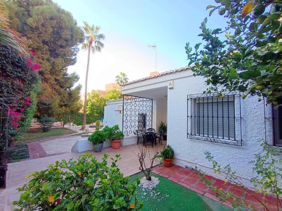 Chalet En Aguadulce Con Piscina Privada Bagian luar foto